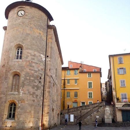 Studios Des Templiers Hyeres Exterior photo